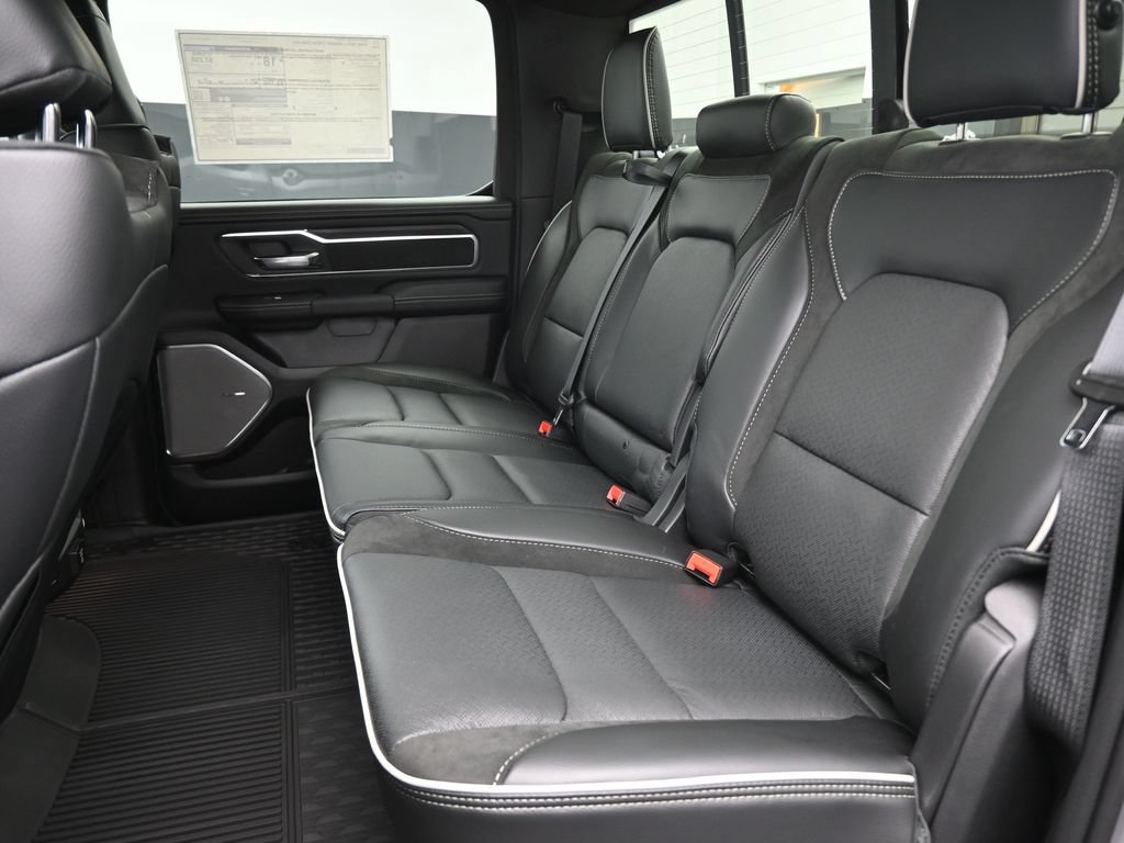 New 2026 RAM 1500 Laramie AWD/4WD image 12