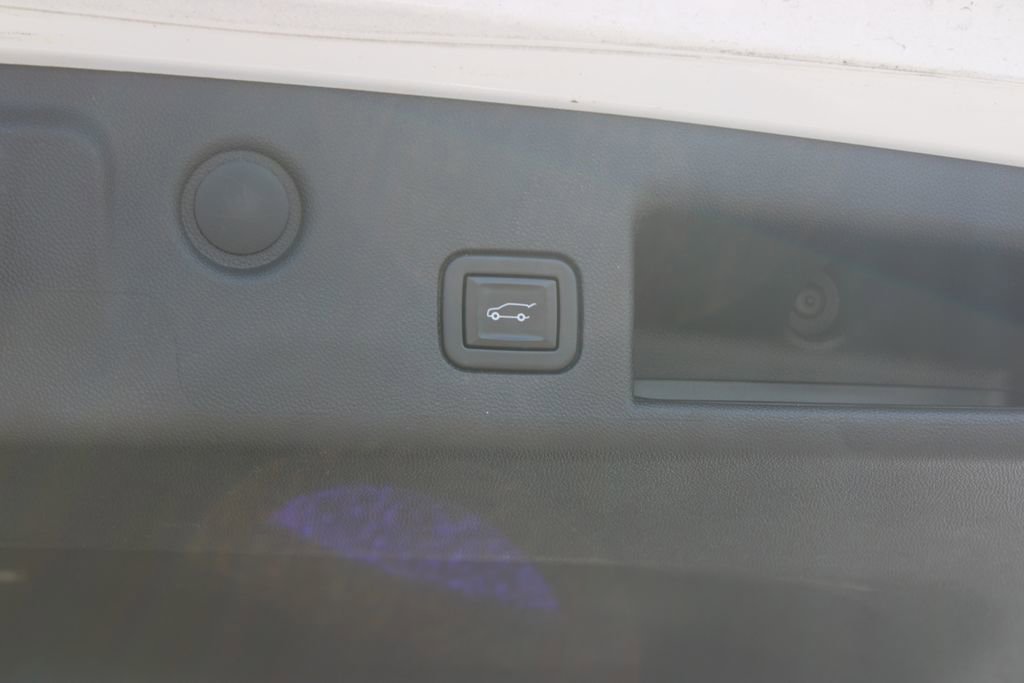 Used 2021 Chevrolet Equinox LT image 14