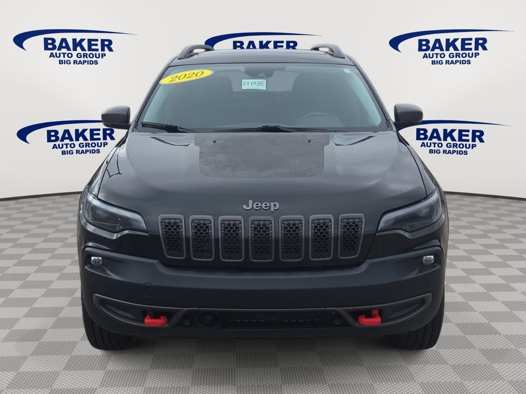Used 2020 Jeep Cherokee Trailhawk image 2