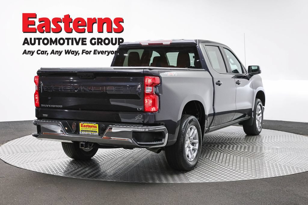 Used 2023 Chevrolet Silverado 1500 LT AWD/4WD image 5