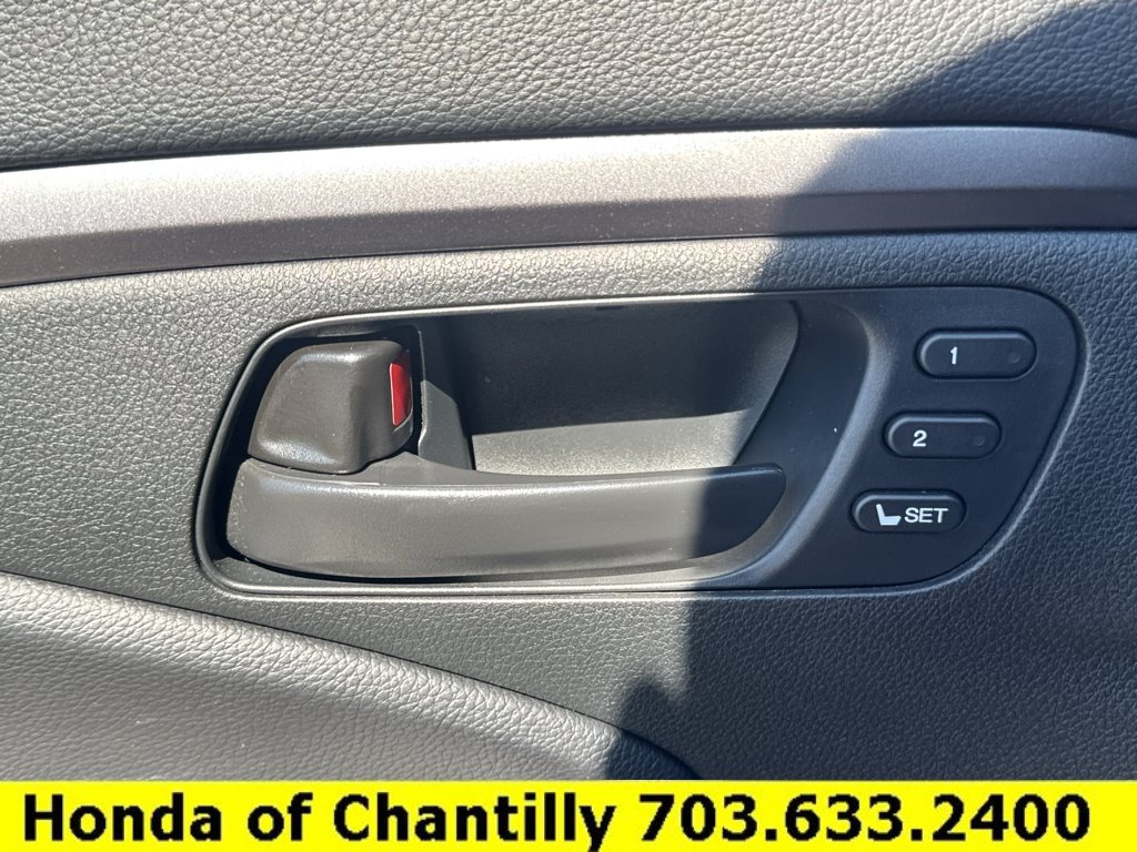 Certified 2023 Honda Passport EX-L image 26