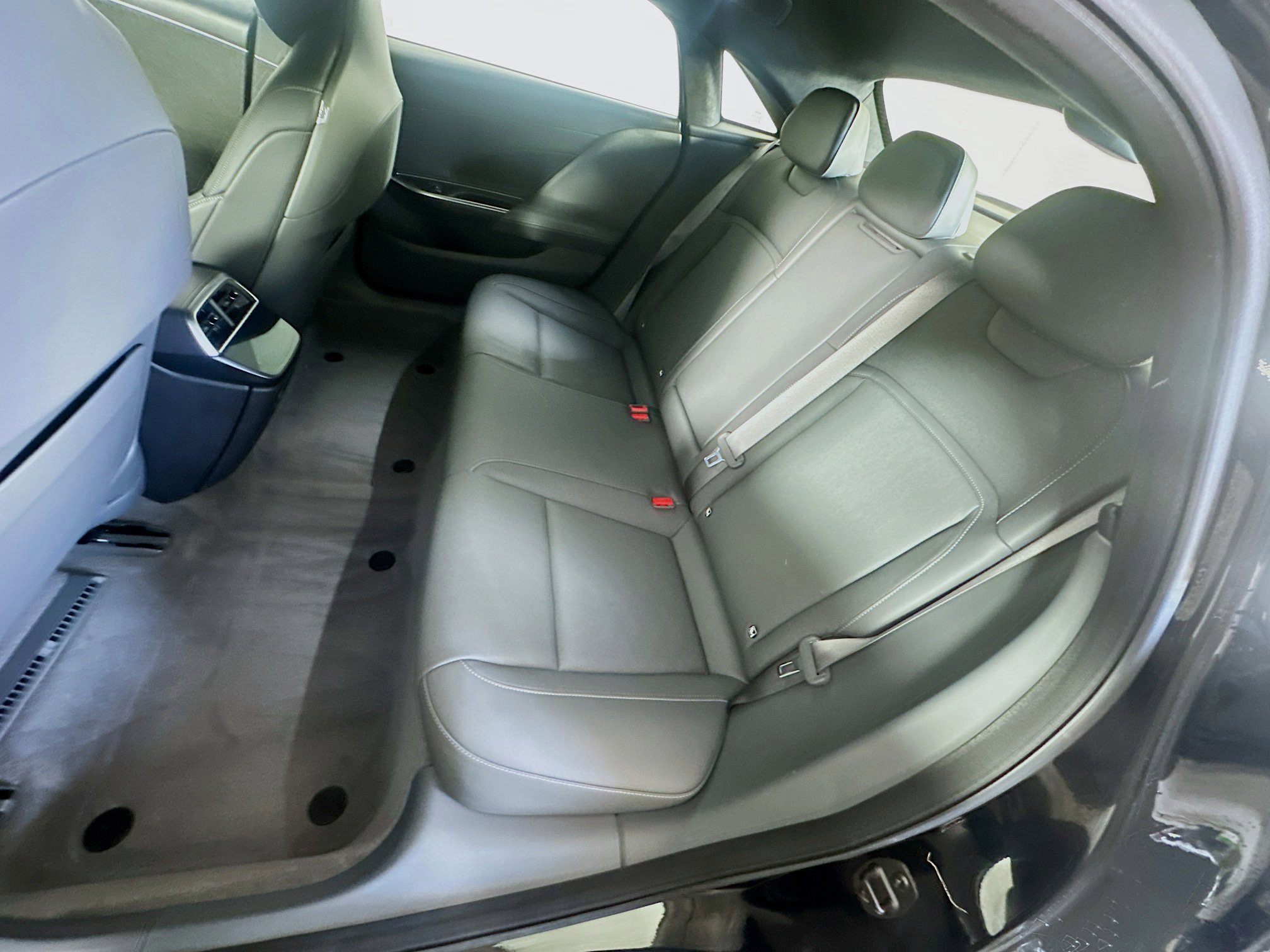 Used 2023 Lucid Air Pure AWD/4WD image 28