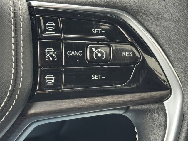 Certified 2022 Jeep Grand Cherokee L Overland w/ Luxury Tech Group IV AWD/4WD image 22