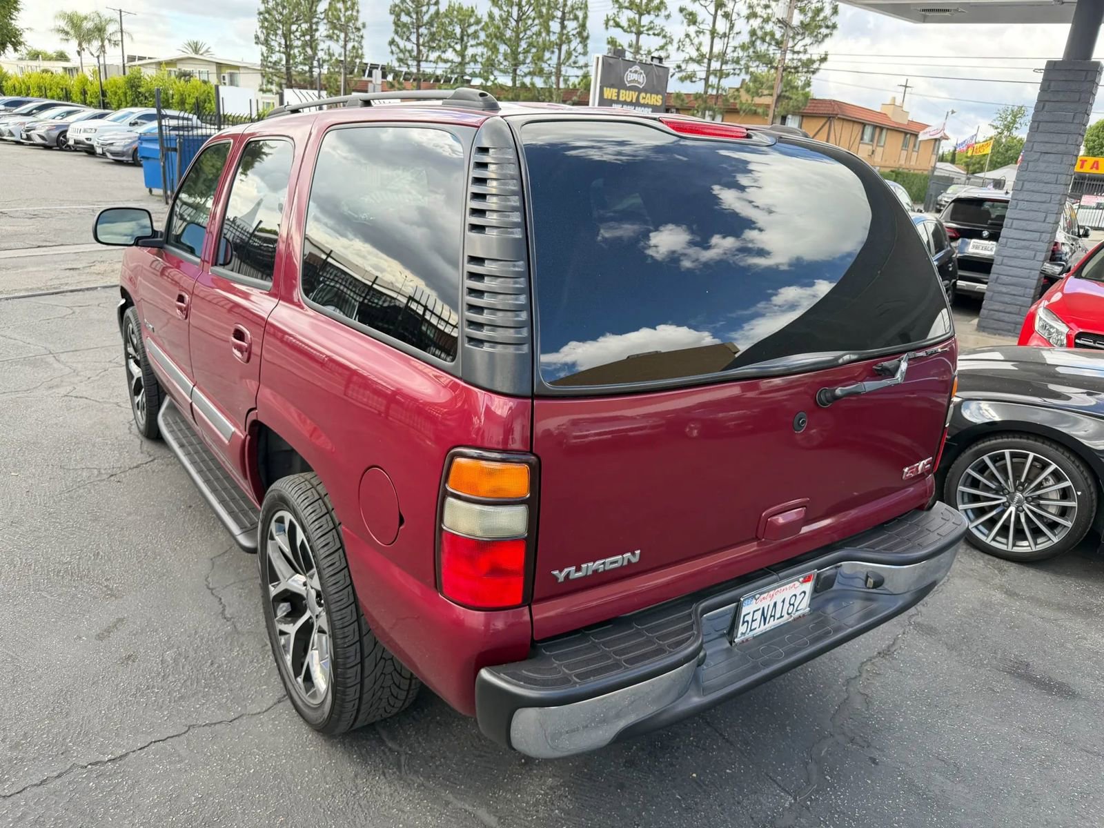 Used 2004 GMC Yukon SLE RWD image 19