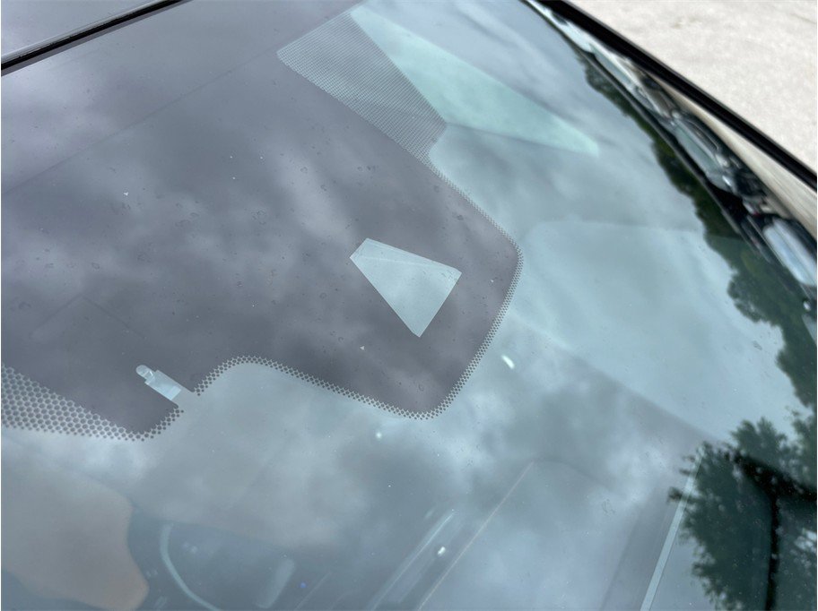 Used 2021 Lexus UX 250h w/ Premium Package image 12