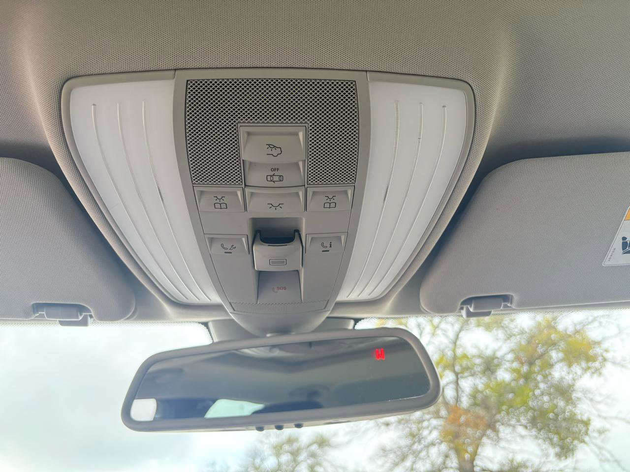 Used 2011 Mercedes-Benz E 350 Sedan image 46