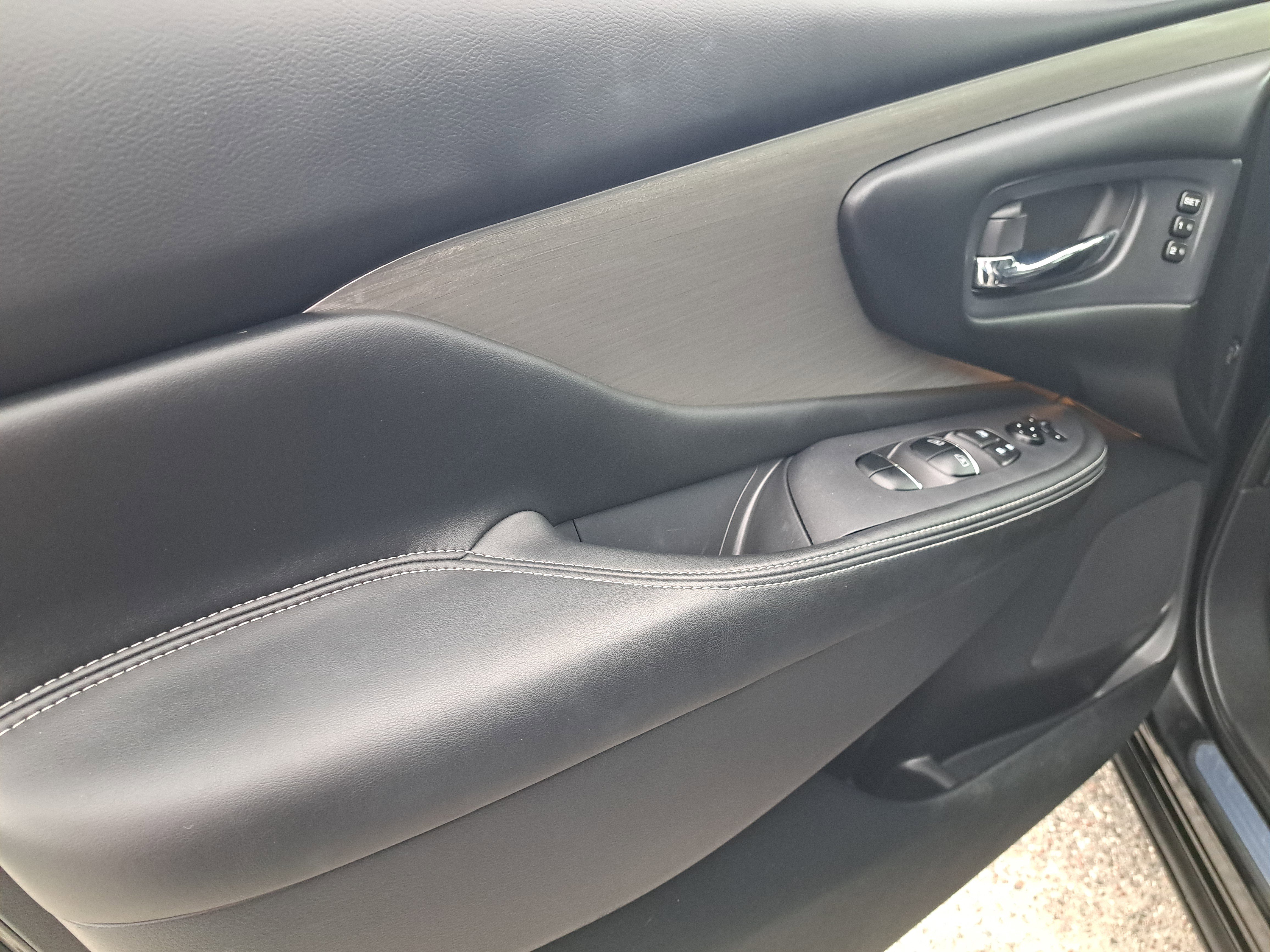 Used 2018 Nissan Murano SL image 9