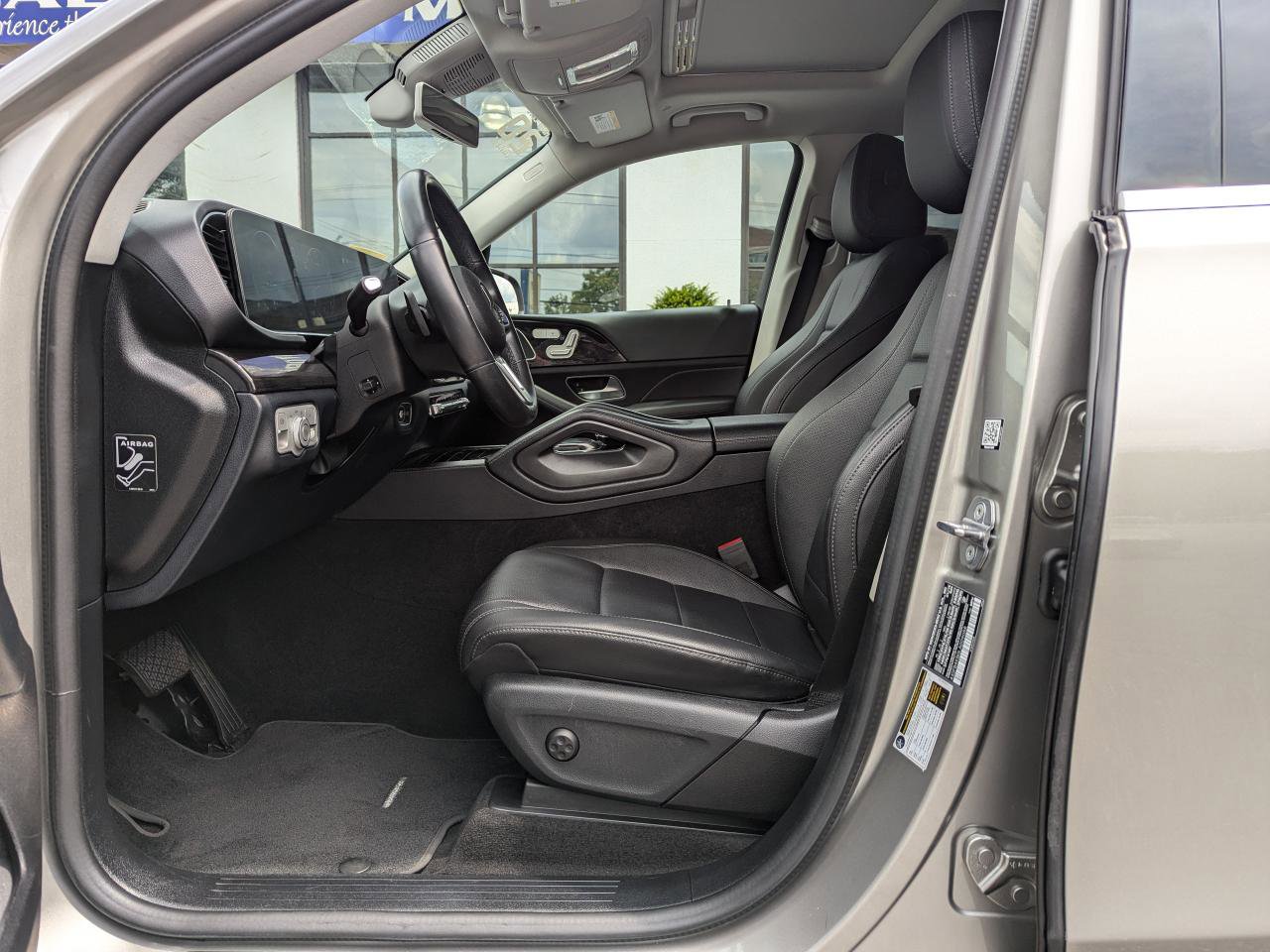 Used 2020 Mercedes-Benz GLE 350 4MATIC image 13