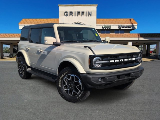 Used 2025 Ford Bronco Outer Banks