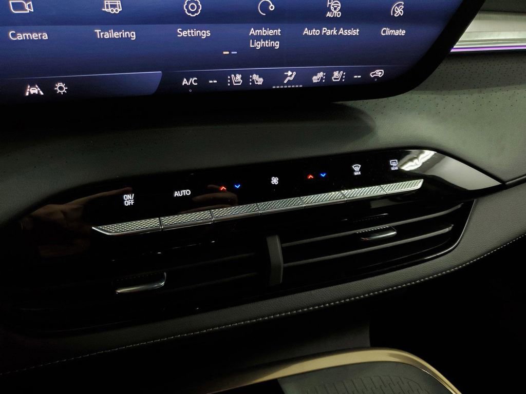 New 2026 Buick Enclave Avenir w/ Super Cruise Package image 18