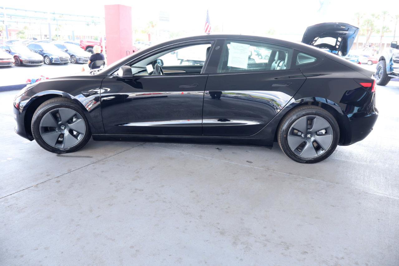 Used 2023 Tesla Model 3 Standard Range RWD image 10