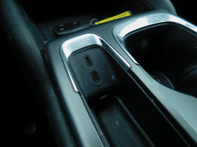 Used 2025 Chevrolet Equinox EV LT image 12