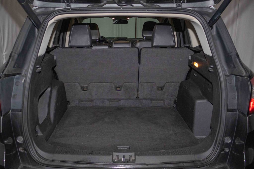 Used 2018 Ford Escape SEL image 14