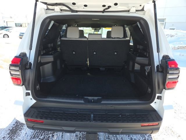 Used 2025 Toyota 4Runner SR5 image 24
