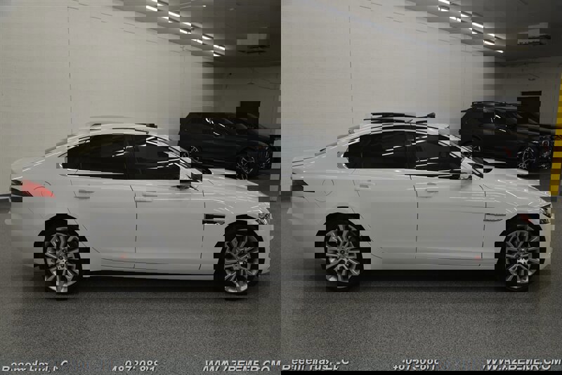 Used 2020 Jaguar XF Premium image 7