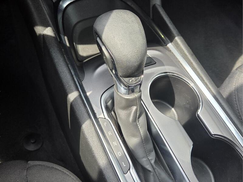 Used 2023 Chevrolet Malibu LT FWD image 23