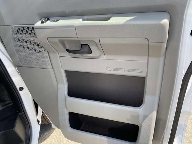 Used 2024 Ford E-450 and Econoline 450 Super Duty w/ Power Windows & Locks Group RWD image 24
