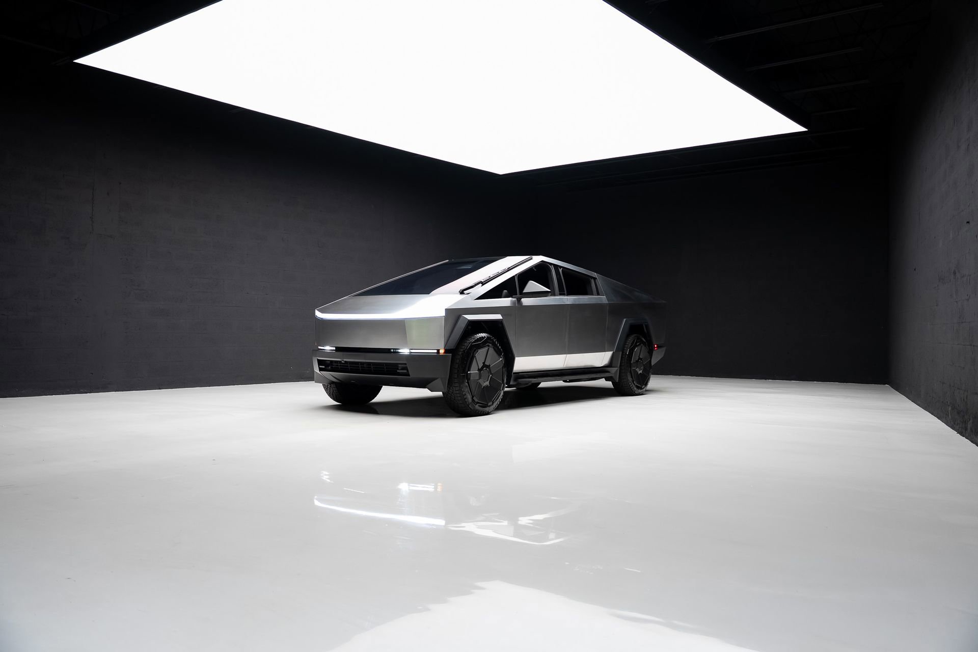 Used 2024 Tesla Cybertruck Cyberbeast AWD/4WD image 69