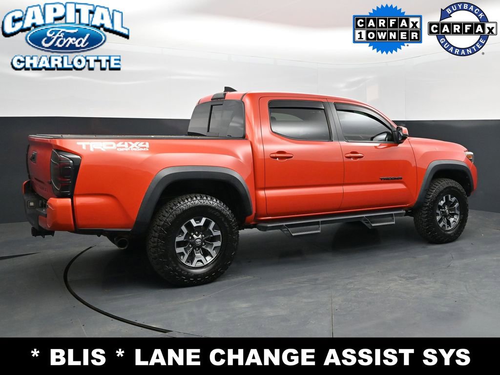 Used 2018 Toyota Tacoma TRD Off-Road w/ Technology Package AWD/4WD image 7