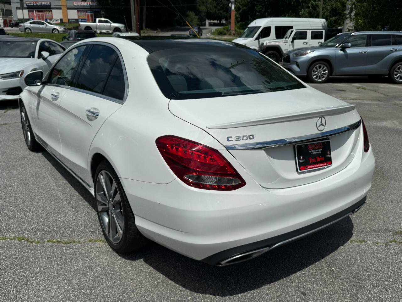 Used 2017 Mercedes-Benz C 300 Sedan image 5