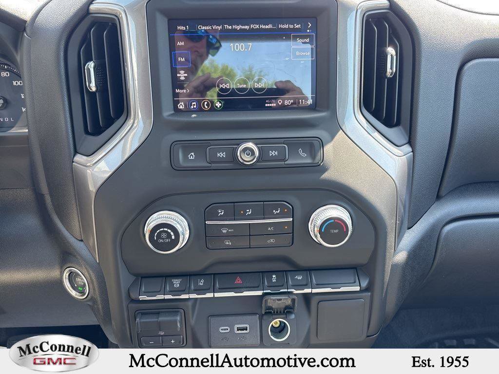 New 2025 GMC Sierra 3500 Pro RWD image 27