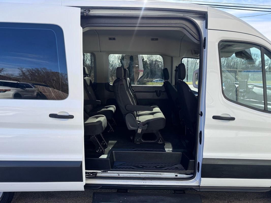 Used 2020 Ford Transit 350 XLT image 24