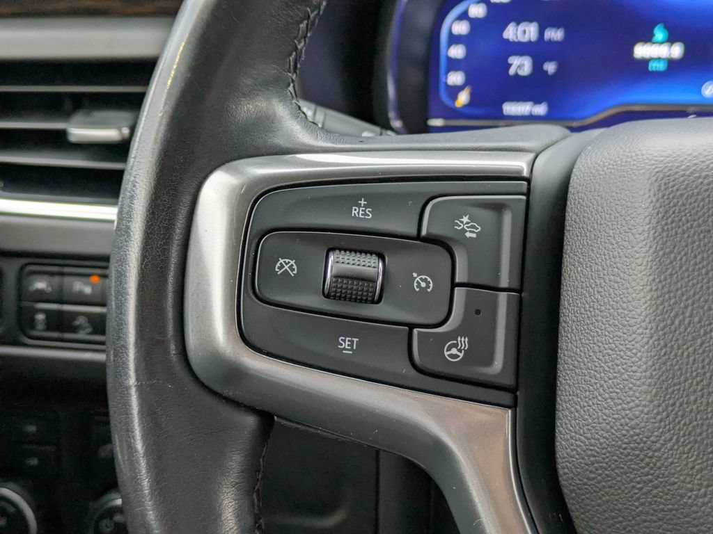Used 2023 Chevrolet Suburban Premier AWD/4WD image 25
