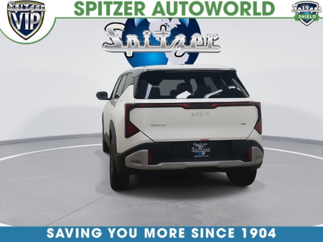 New 2027 Kia Seltos LX AWD/4WD image 10