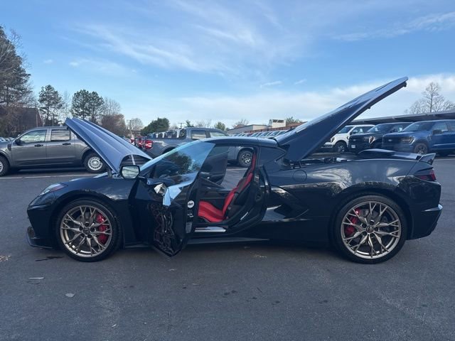 Used 2024 Chevrolet Corvette Stingray Coupe w/ Z51 Performance Package image 25