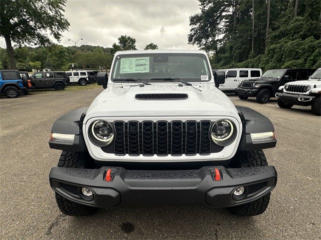 New 2025 Jeep Gladiator Mojave w/ Convenience Group image 8