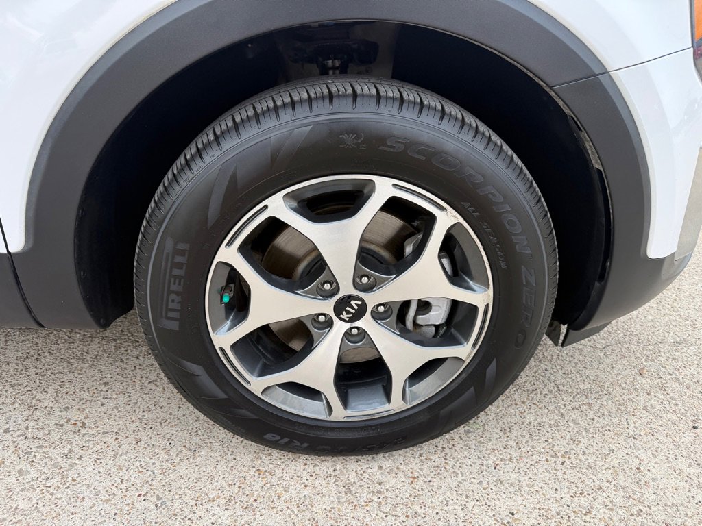Used 2021 Kia Telluride EX FWD image 12