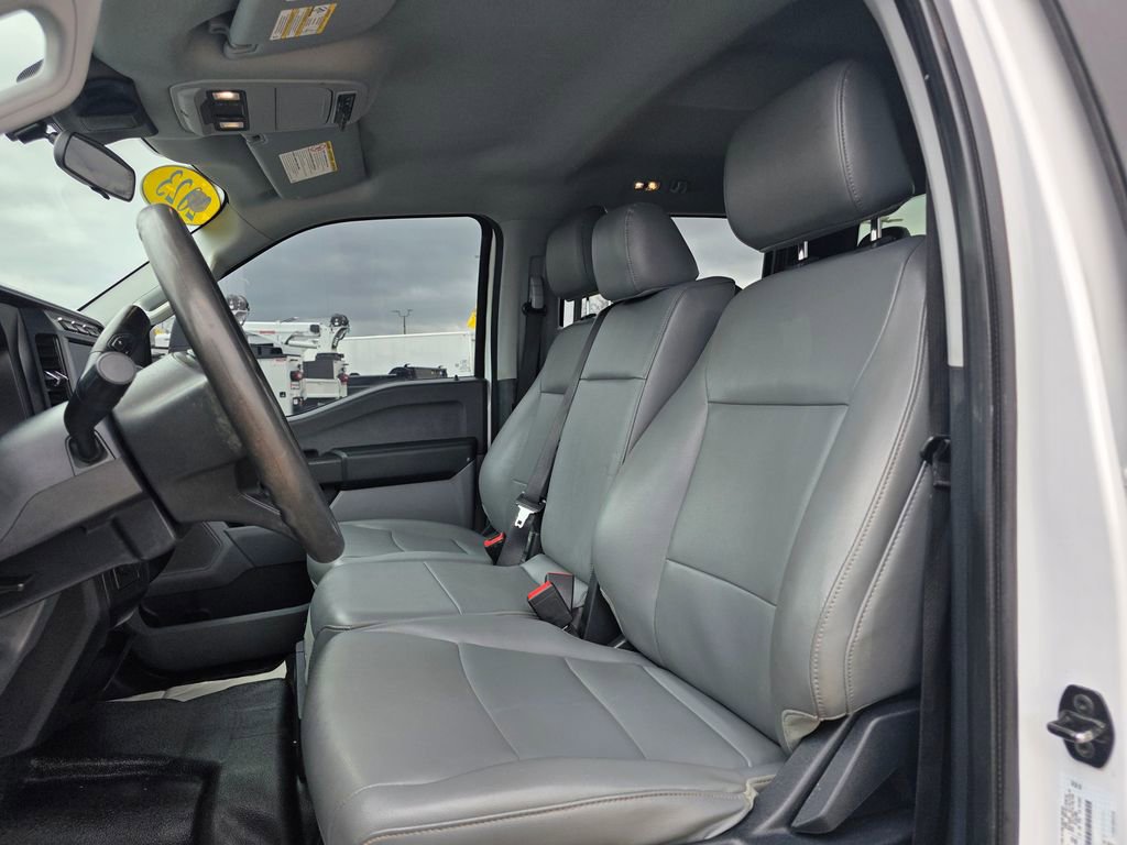 Used 2023 Ford F550 2WD Crew Cab Super Duty image 25