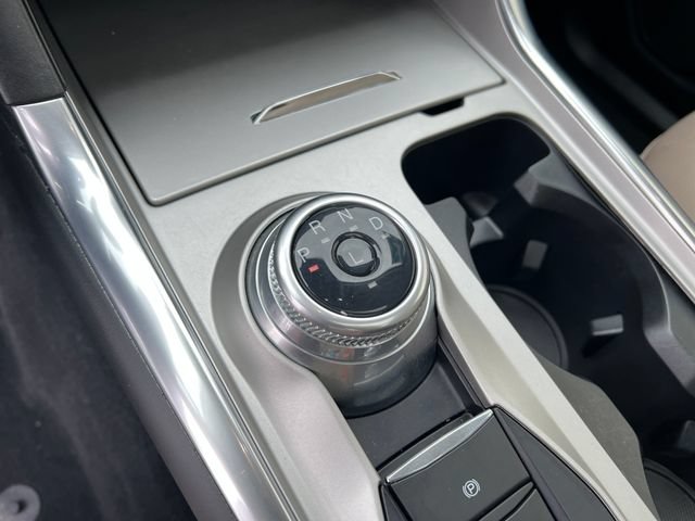 Used 2023 Ford Explorer Limited AWD/4WD image 25