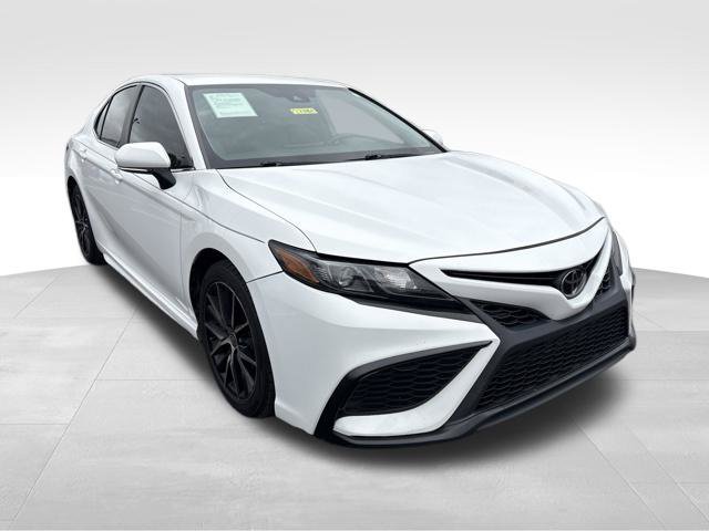 Used 2023 Toyota Camry SE