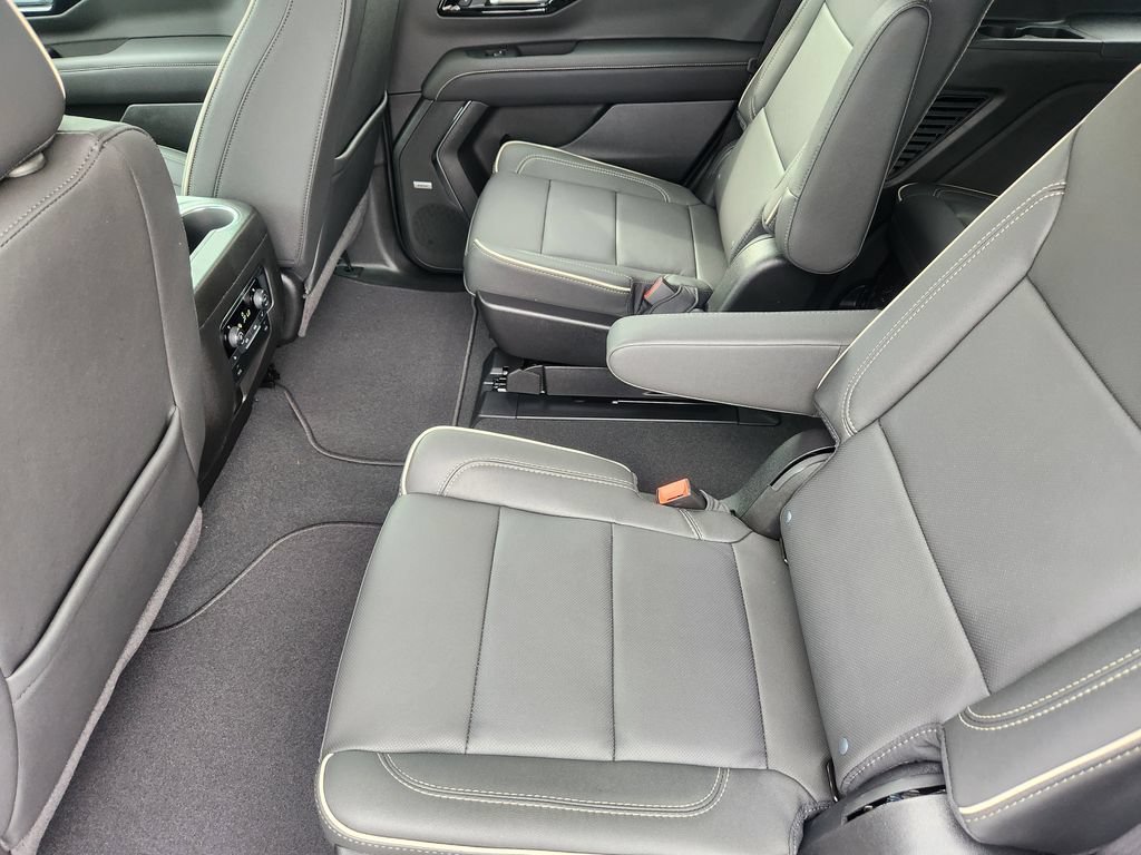 New 2026 Chevrolet Tahoe Premier w/ Sun And Tow Package AWD/4WD image 9