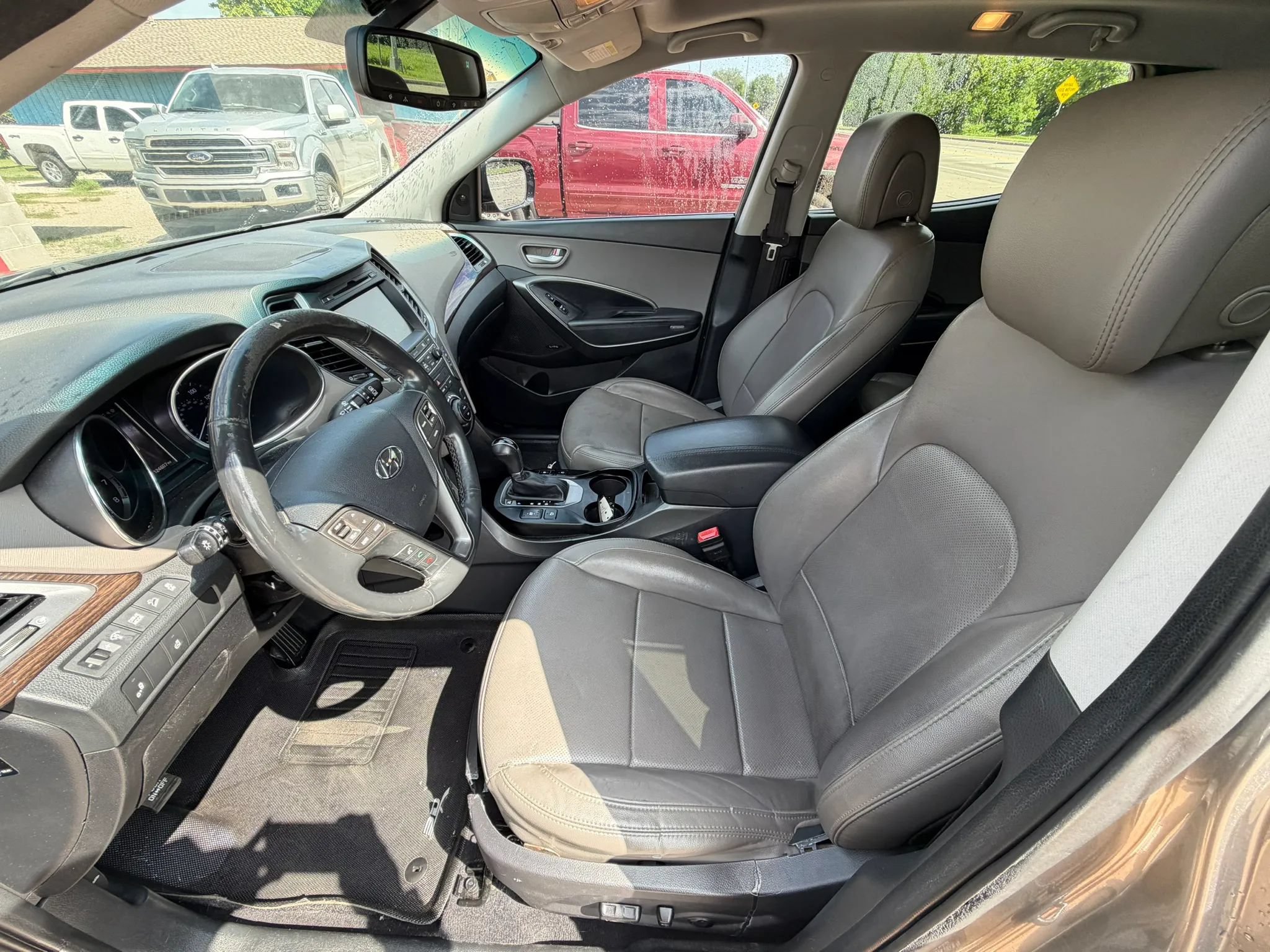 Used 2017 Hyundai Santa Fe Sport FWD image 9
