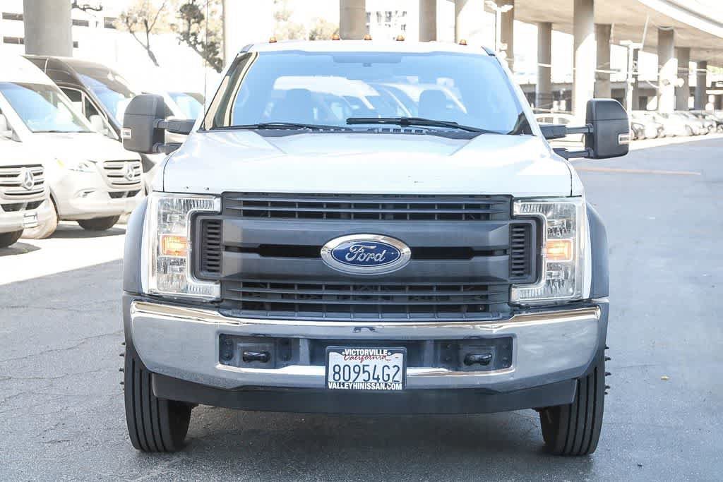 Used 2017 Ford F550 2WD Crew Cab Super Duty image 2