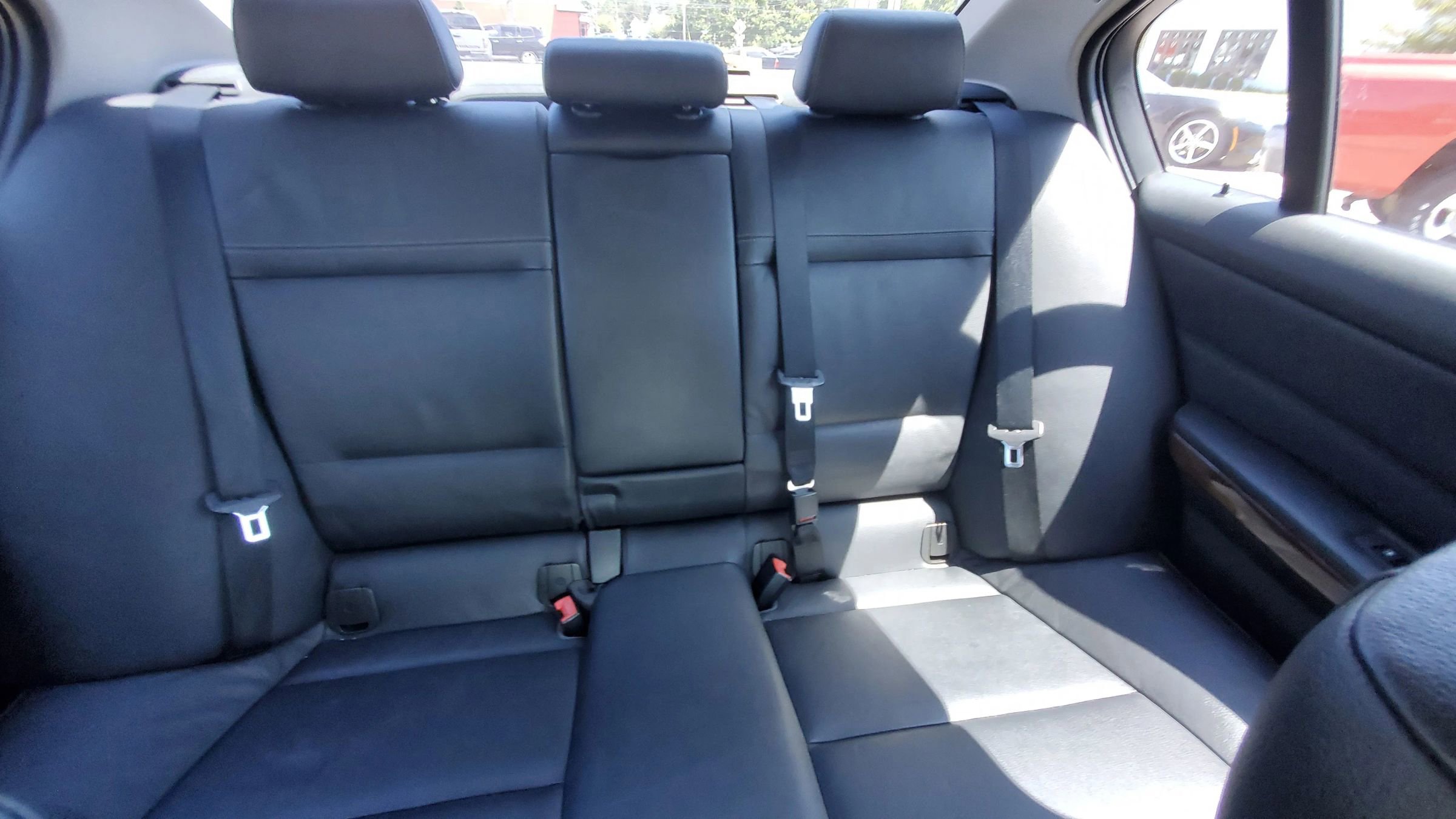 Used 2011 BMW 335i xDrive Sedan image 19