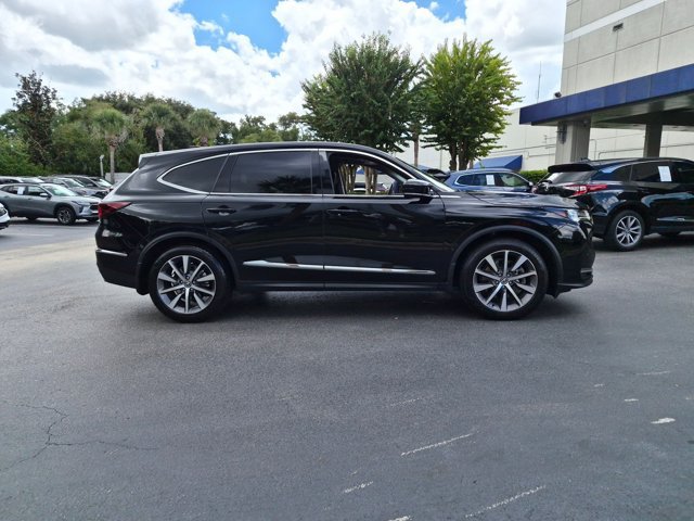 Used 2025 Acura MDX w/ Technology Package FWD image 4
