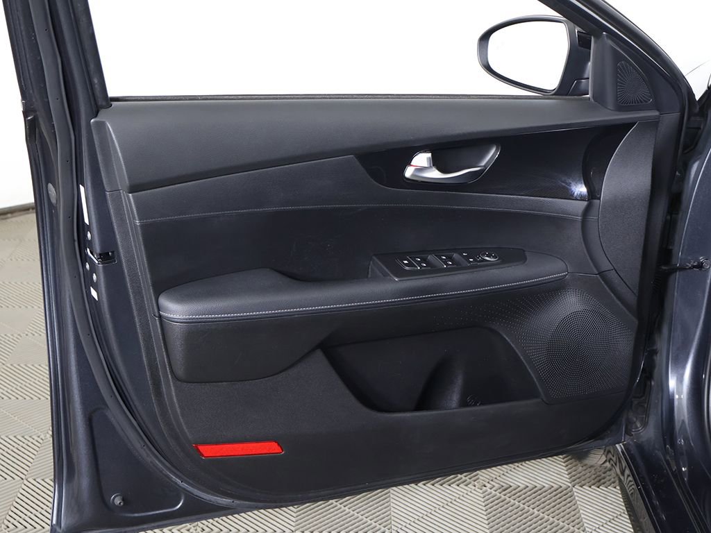 Used 2023 Kia Forte GT-Line FWD image 20