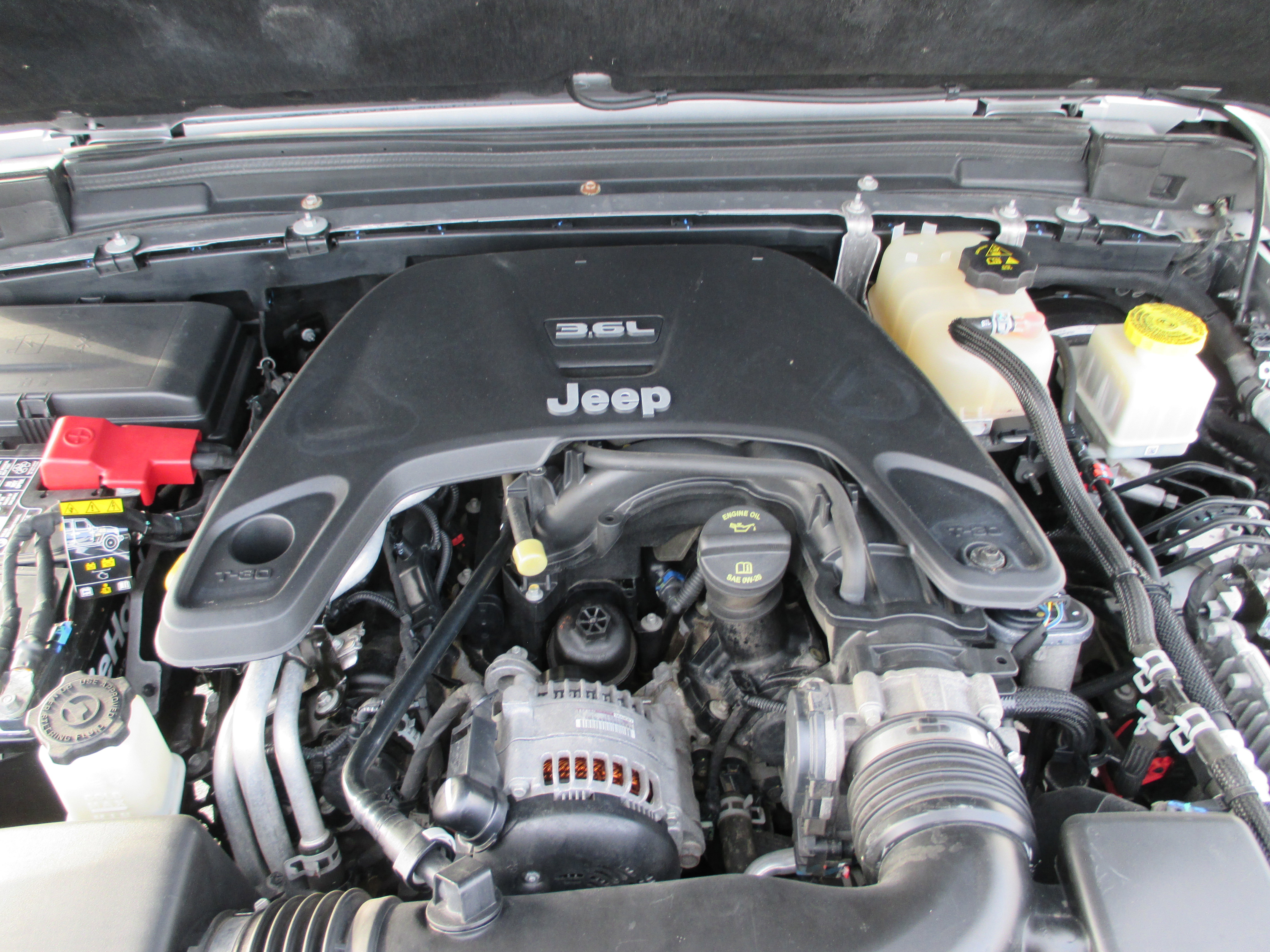 Used 2020 Jeep Gladiator Sport w/ Quick Order Package 24S image 22