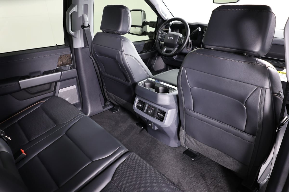 Used 2026 Ford F350 Lariat AWD/4WD image 42