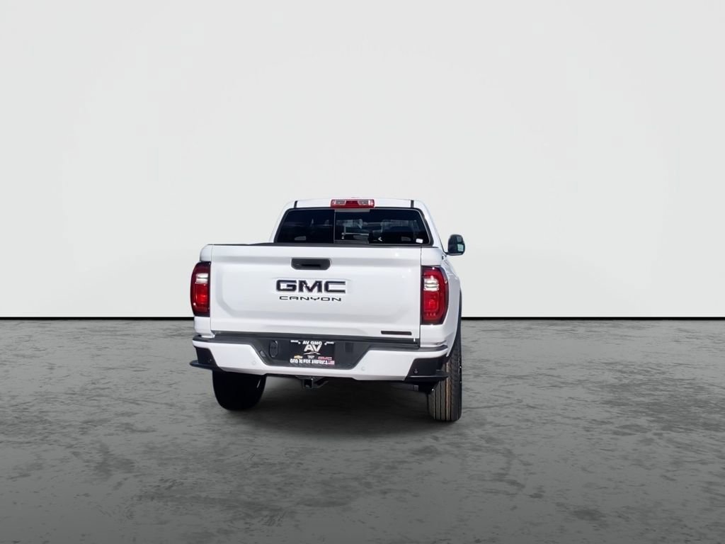 New 2026 GMC Canyon Elevation w/ LPO, Black Badging Package image 7