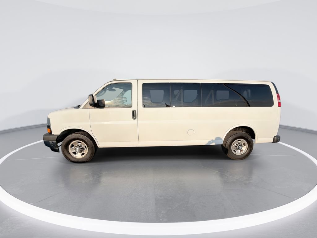 Used 2019 Chevrolet Express 3500 LT w/ LT Preferred Equipment Group image 5