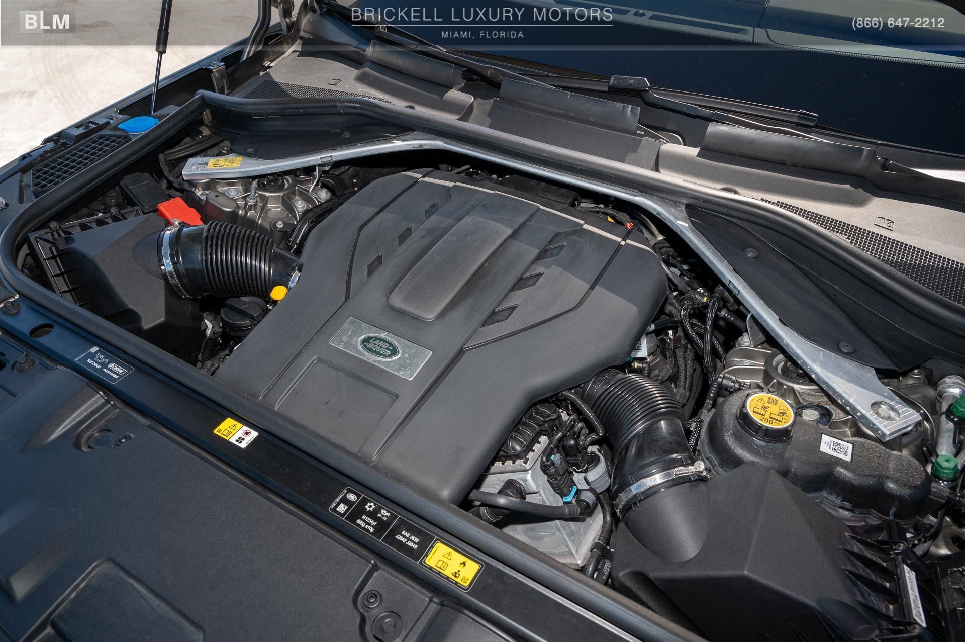 Used 2023 Land Rover Range Rover SE image 40