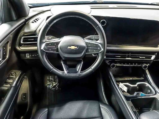 Used 2026 Chevrolet Traverse LT AWD/4WD image 17