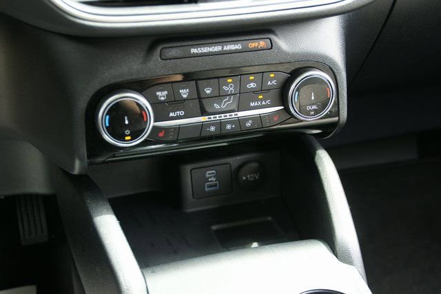 Used 2022 Ford Escape SE w/ Convenience Package image 23