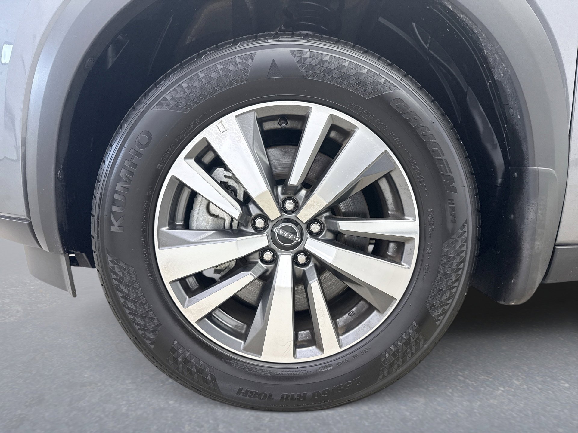 Used 2025 Nissan Pathfinder SL image 24