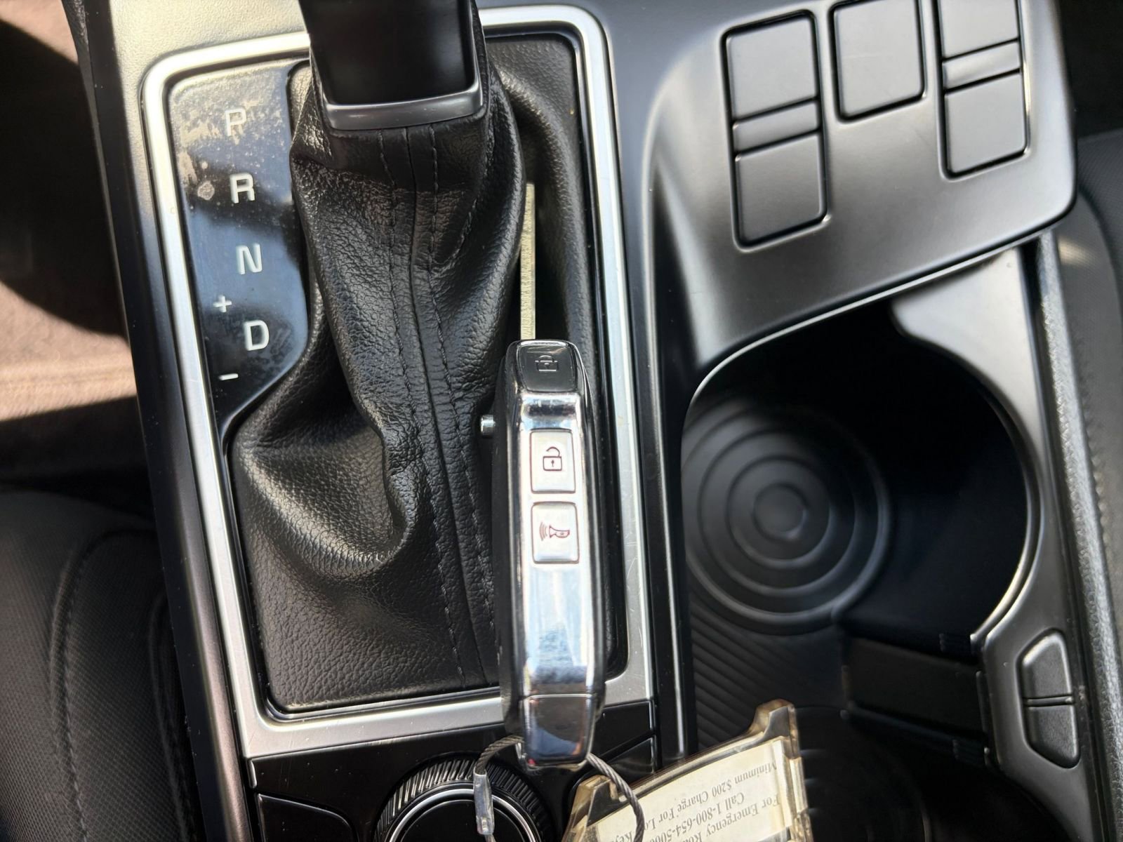 Used 2025 Kia Sportage LX FWD image 21