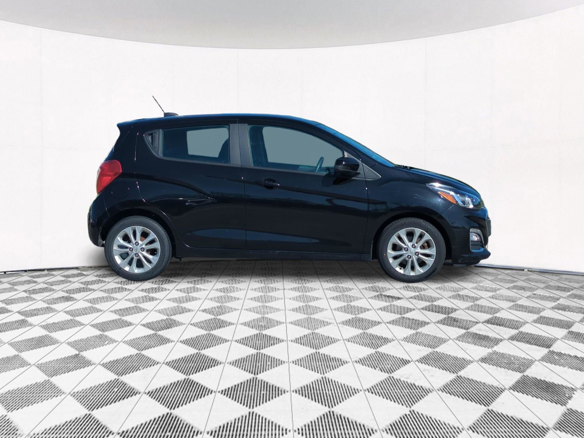 Used 2019 Chevrolet Spark LT FWD image 7